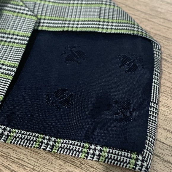 BROOKS BROTHERS 346 Black White Green Houndstooth Silk Neck Tie - Picture 7 of 7